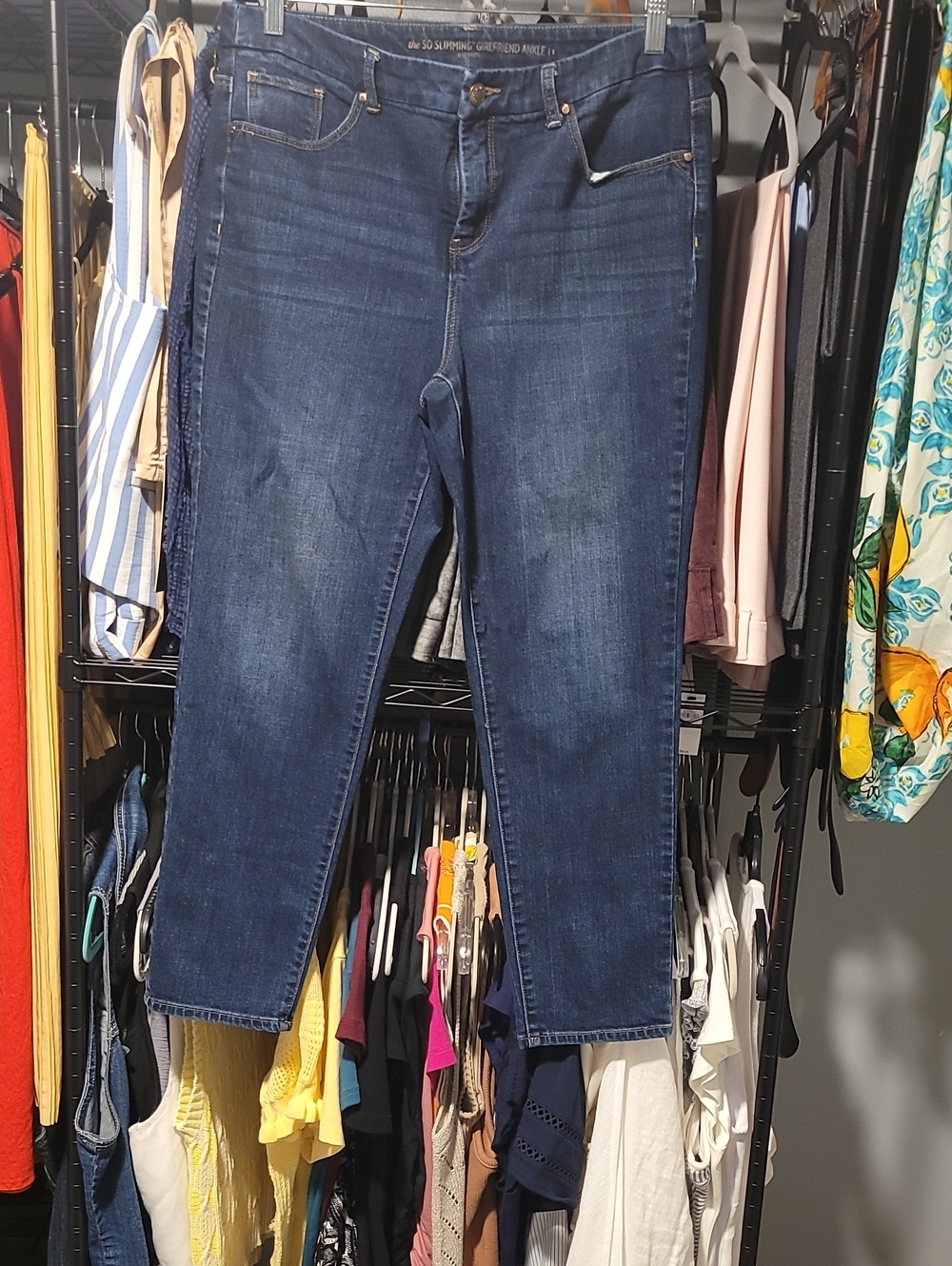 5 For $25 Chico's Dark Blue Cropped Ankle Jeans